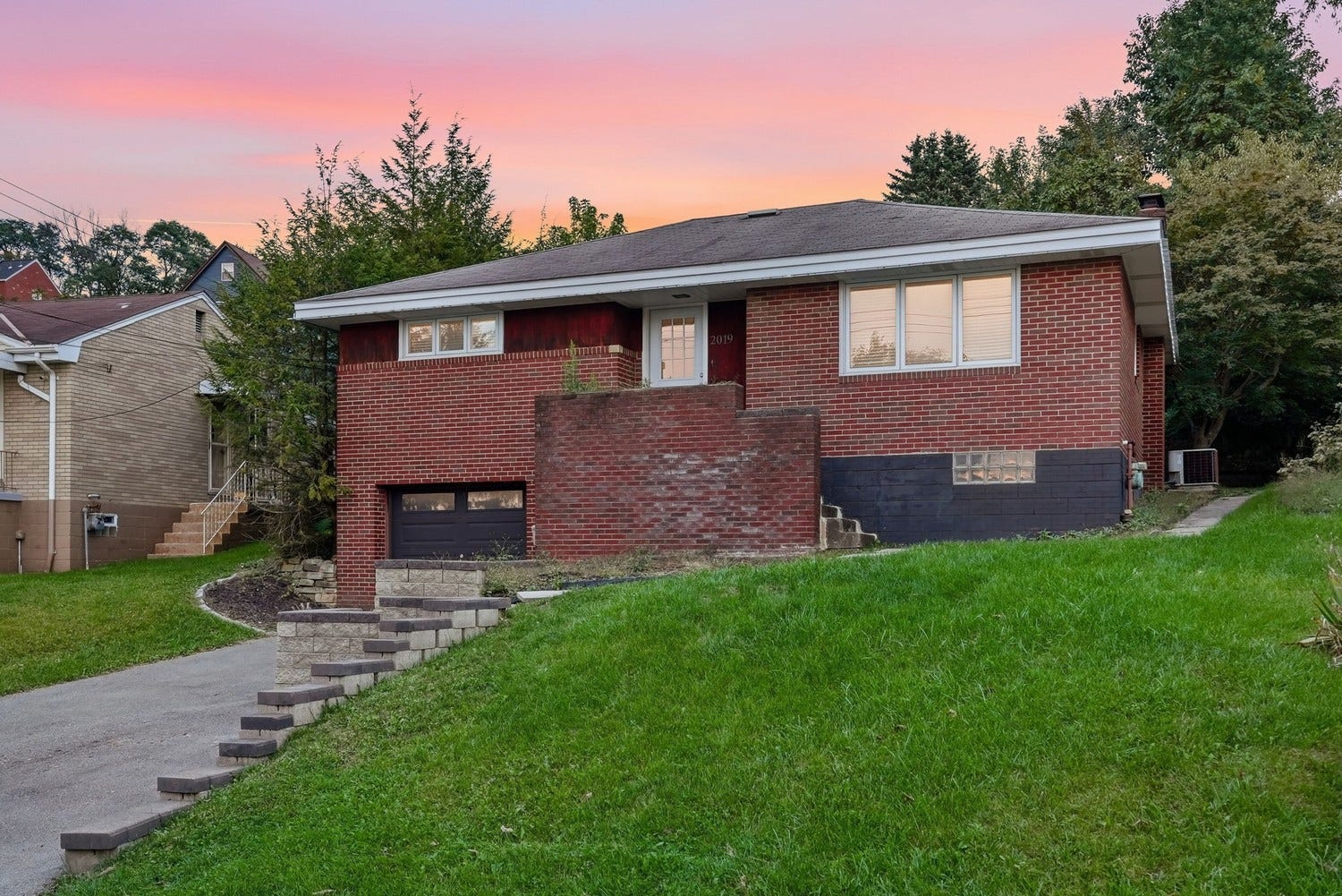 2019 Arnold Acres Drive, Pittsburgh, PA 15205