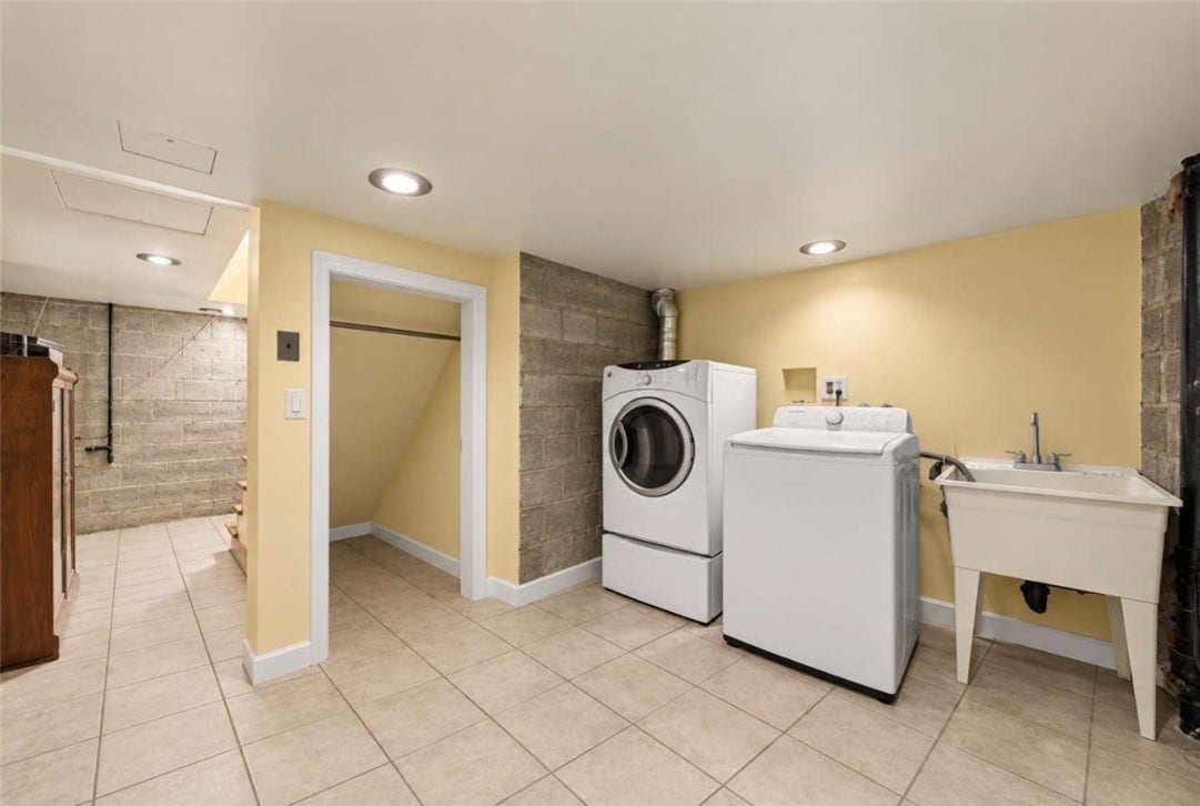 509 Old Farm Rd, Pittsburgh, PA 15234