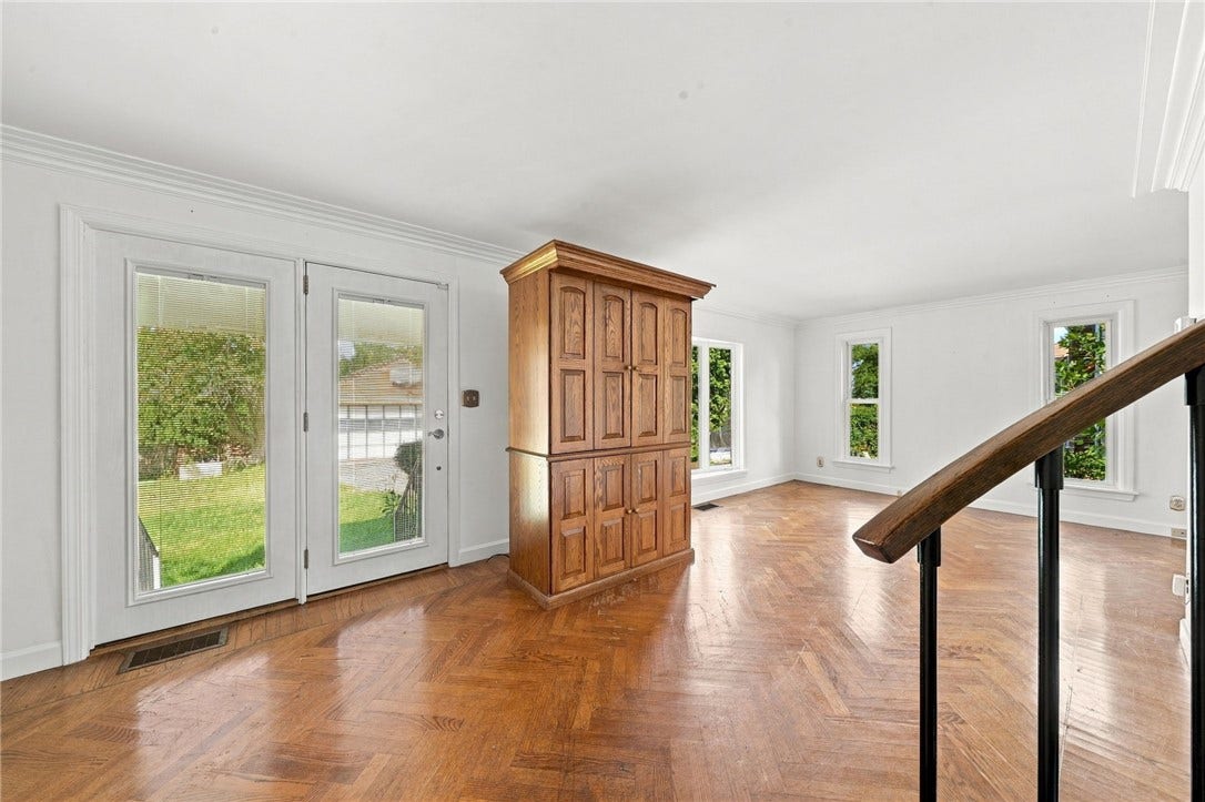 509 Old Farm Rd, Pittsburgh, PA 15234