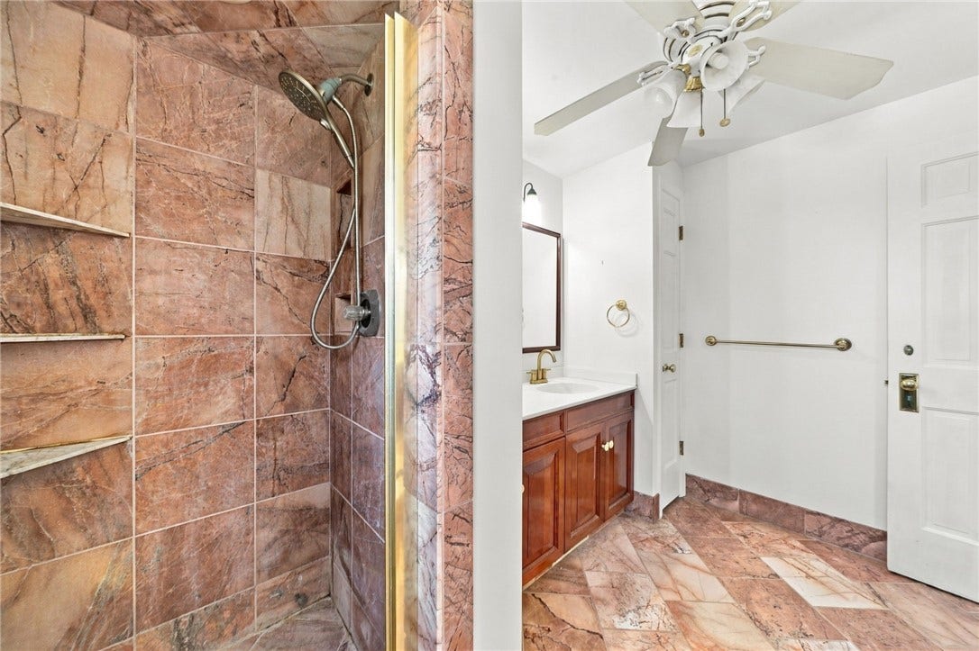 509 Old Farm Rd, Pittsburgh, PA 15234