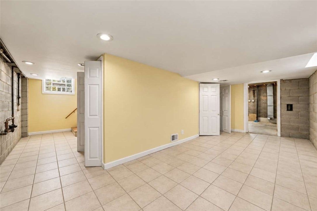 509 Old Farm Rd, Pittsburgh, PA 15234