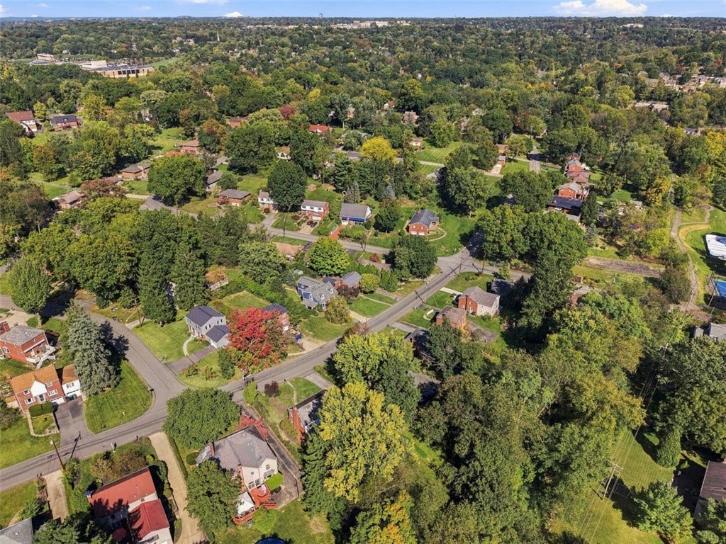2291 Lambeth Drive, Pittsburgh, PA 15241