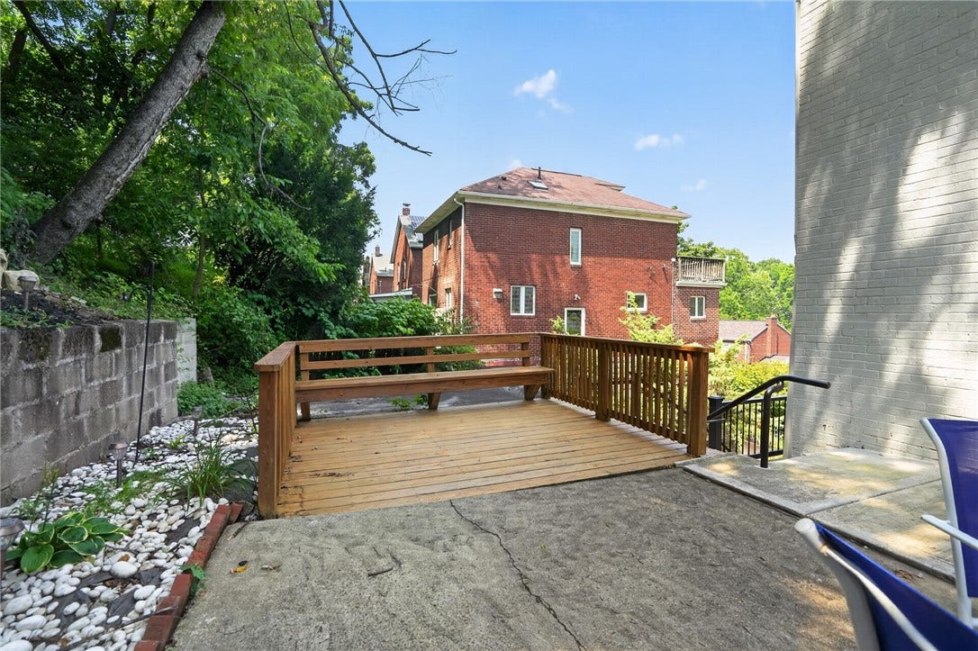 2654 Mount Royal Rd, Pittsburgh, PA 15217