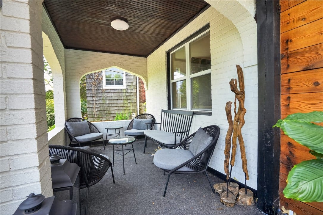 2654 Mount Royal Rd, Pittsburgh, PA 15217
