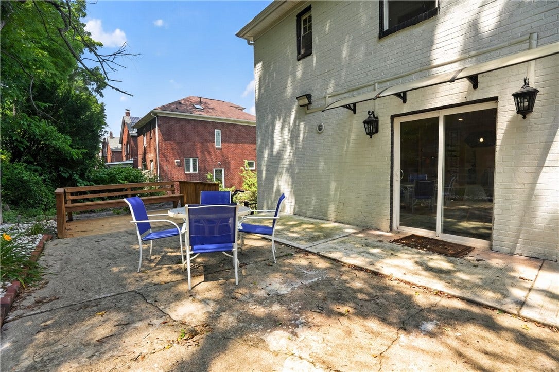 2654 Mount Royal Rd, Pittsburgh, PA 15217