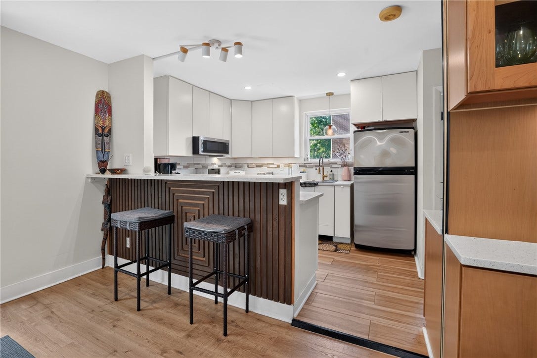 2654 Mount Royal Rd, Pittsburgh, PA 15217