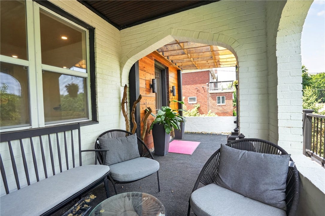 2654 Mount Royal Rd, Pittsburgh, PA 15217