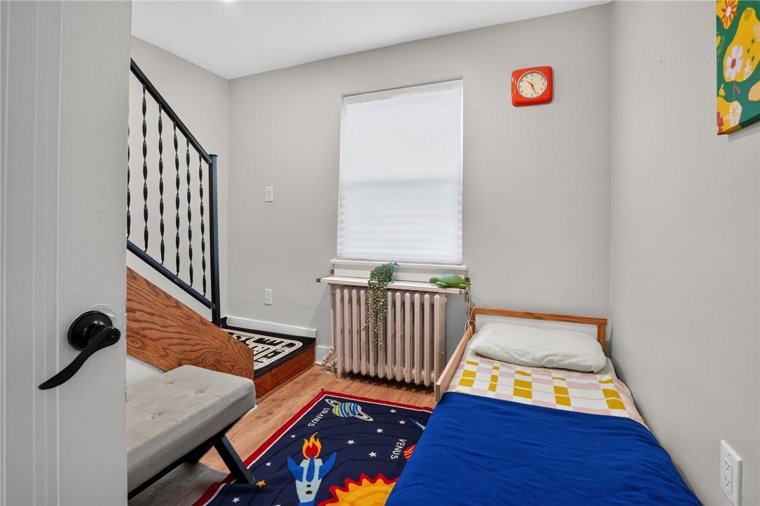 2654 Mount Royal Rd, Pittsburgh, PA 15217
