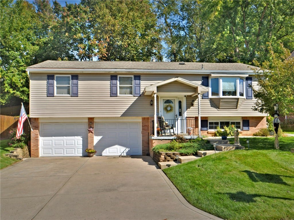 349 Oak Rd, Pittsburgh, PA 15239 349 Oak Rd, Pittsburgh, PA 15239