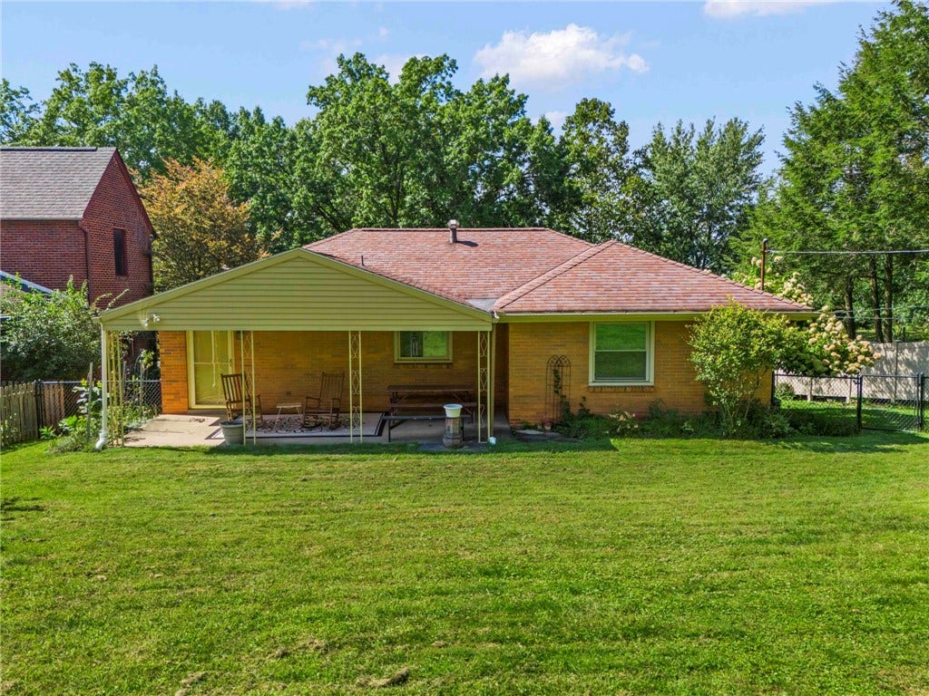 70 FAIRMONT AVENUE, Washington, PA 15301