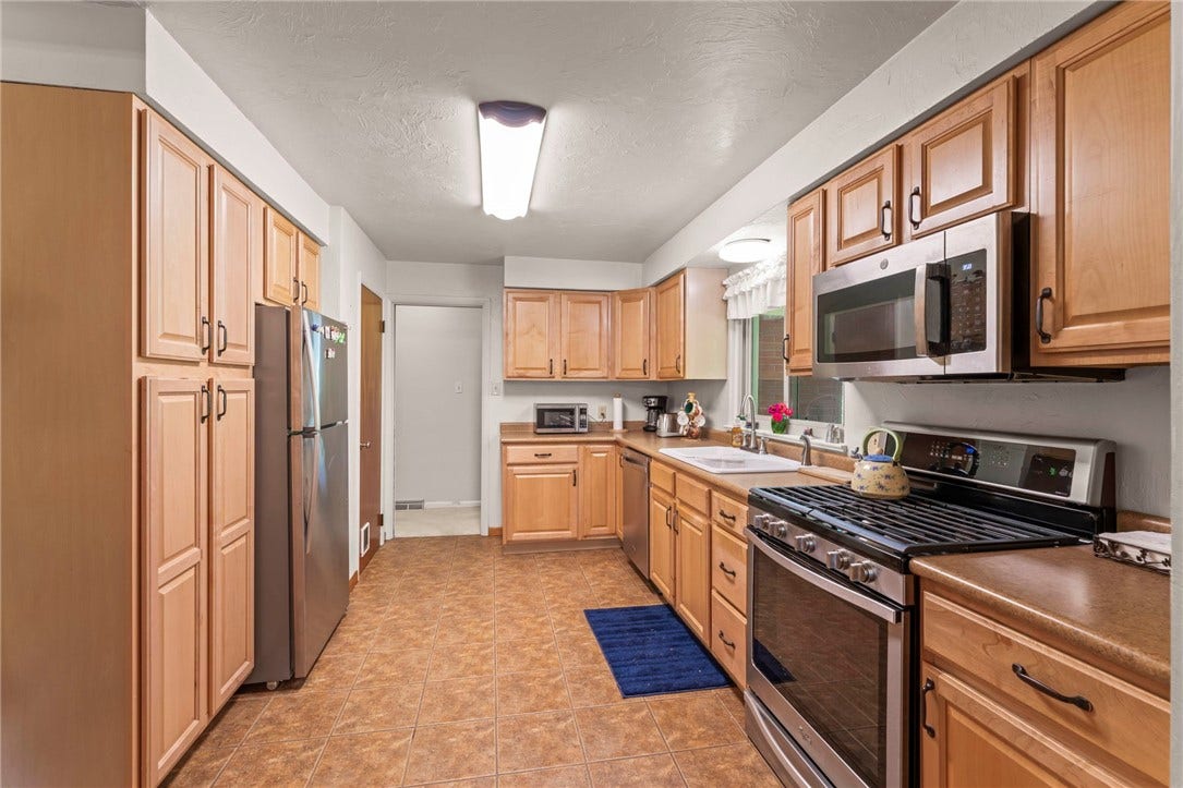 70 FAIRMONT AVENUE, Washington, PA 15301