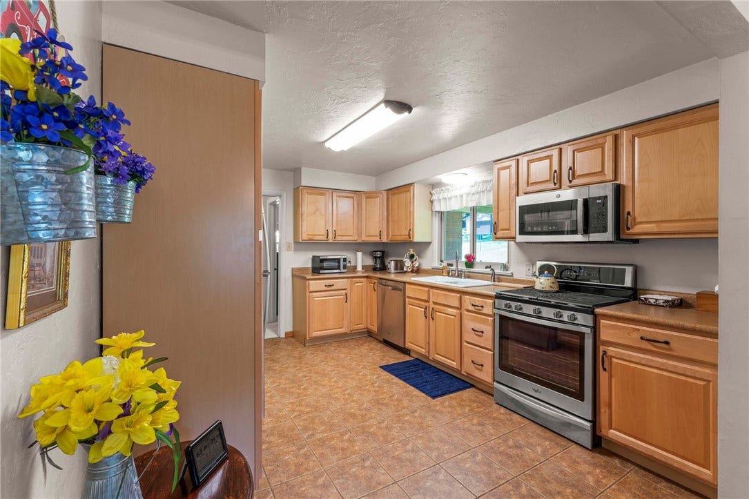 70 FAIRMONT AVENUE, Washington, PA 15301