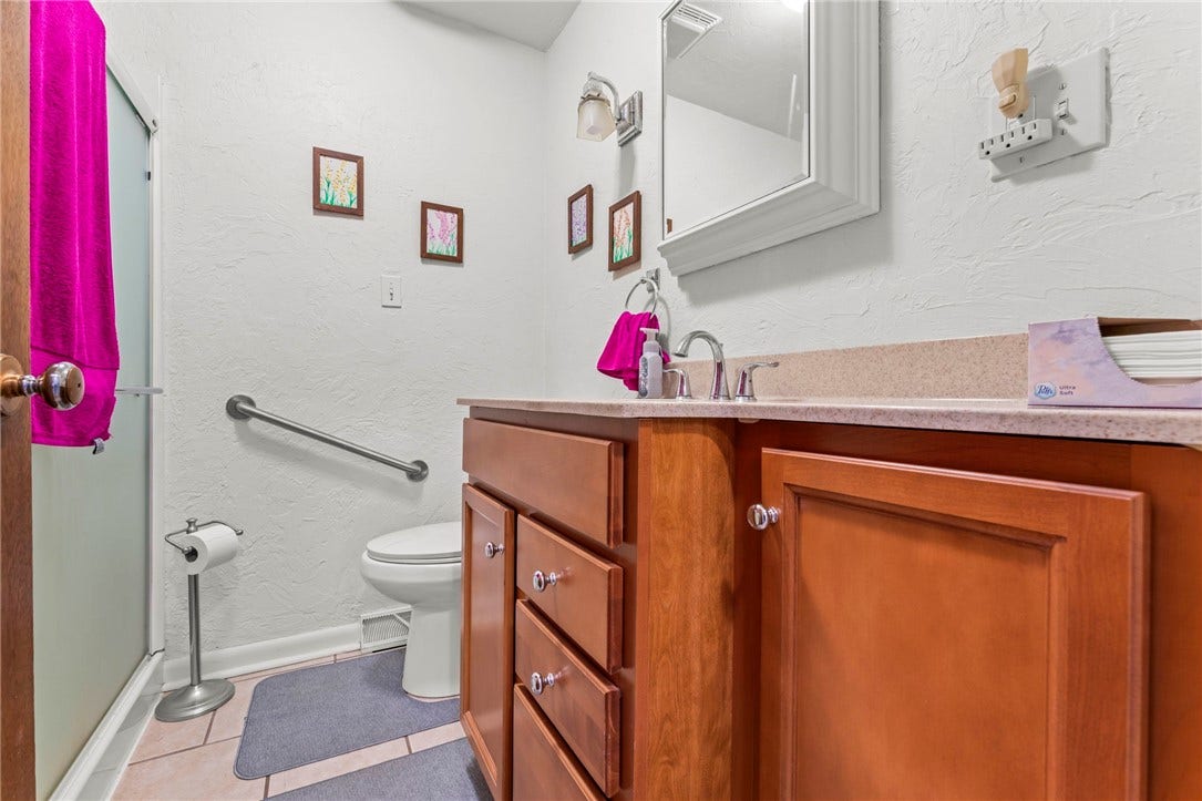 70 FAIRMONT AVENUE, Washington, PA 15301