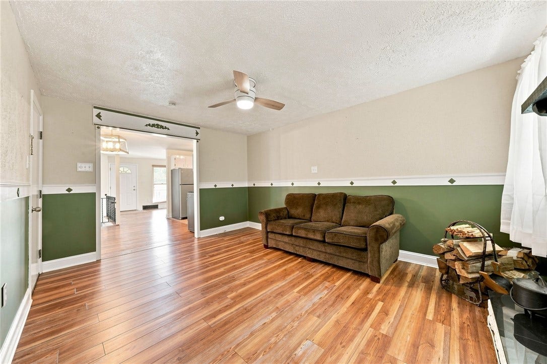 556 Anderson Ave, Pittsburgh, PA 15239 556 Anderson Ave, Pittsburgh, PA 15239