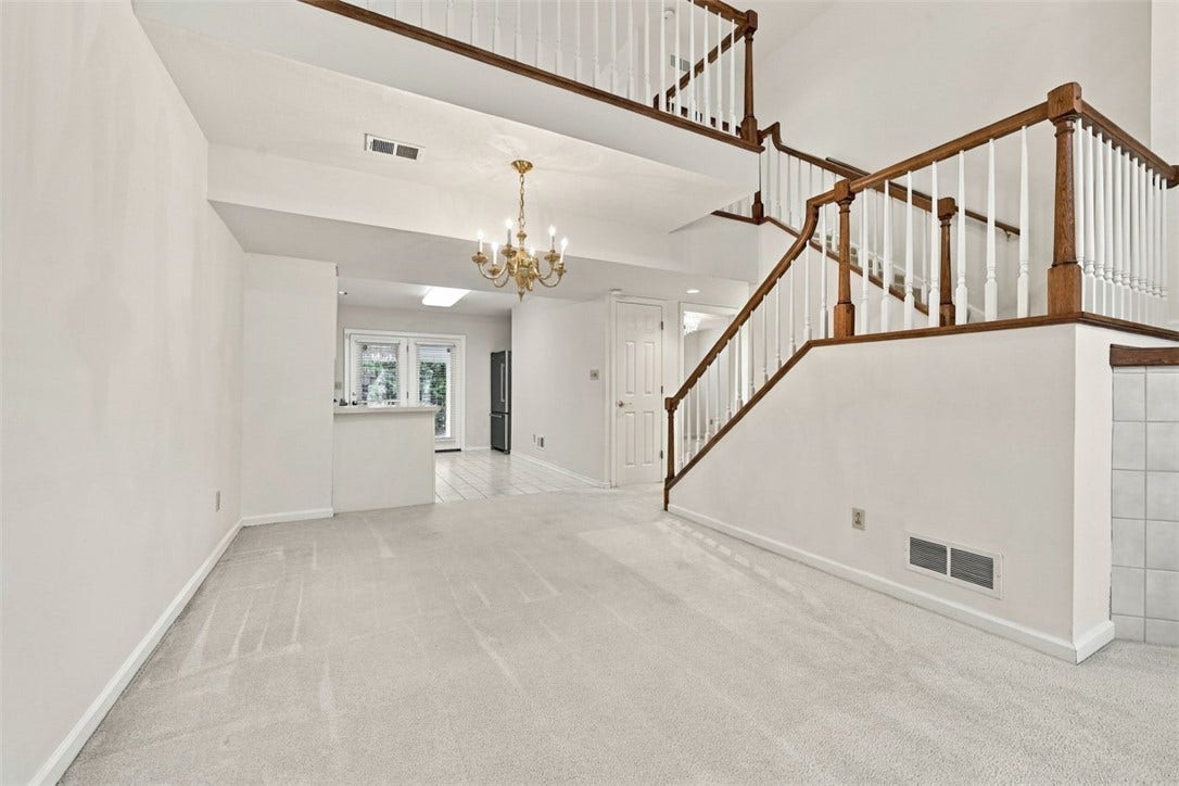 599 Newport Dr, Pittsburgh, PA 15235 599 Newport Dr, Pittsburgh, PA 15235