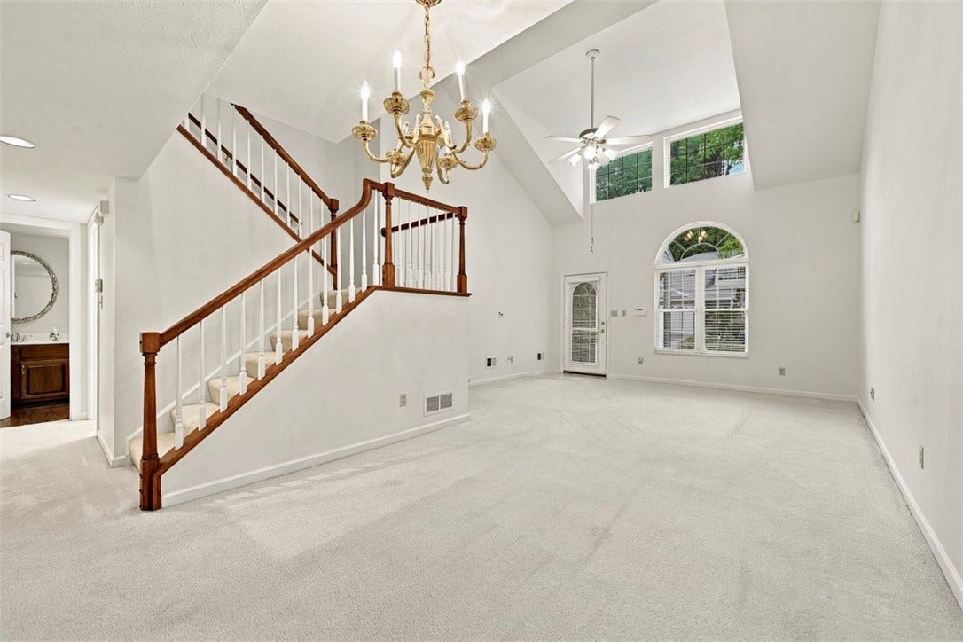 599 Newport Dr, Pittsburgh, PA 15235 599 Newport Dr, Pittsburgh, PA 15235