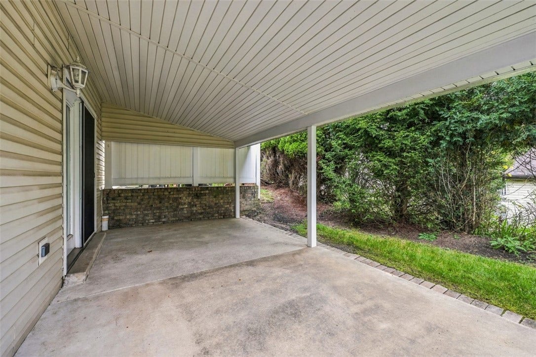 599 Newport Dr, Pittsburgh, PA 15235 599 Newport Dr, Pittsburgh, PA 15235