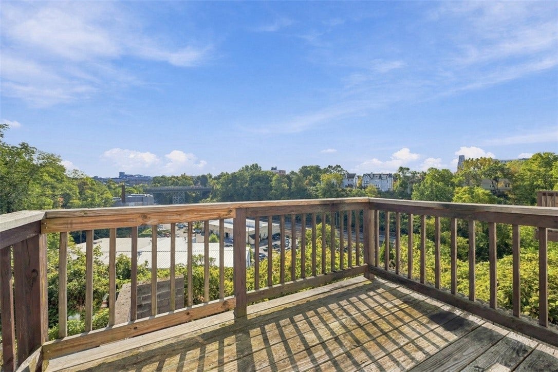 723 Edmond St, Pittsburgh, PA 15224 723 Edmond St, Pittsburgh, PA 15224