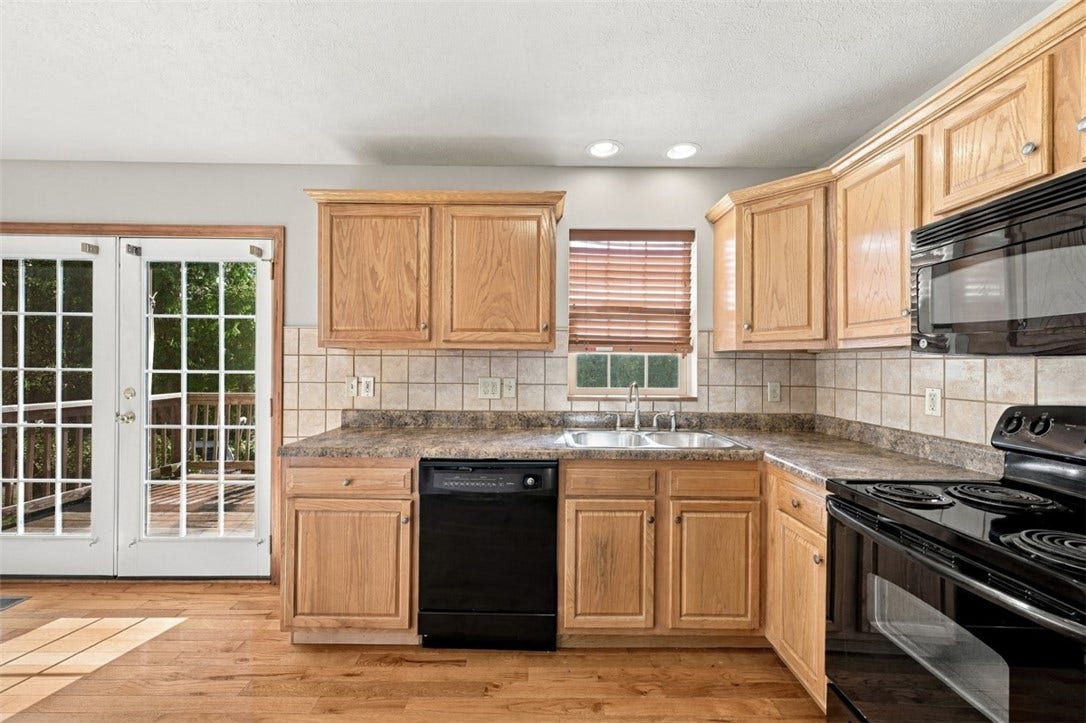723 Edmond St, Pittsburgh, PA 15224 723 Edmond St, Pittsburgh, PA 15224