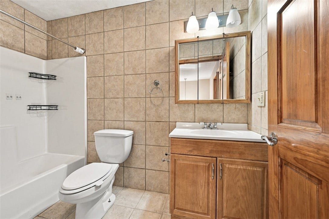 723 Edmond St, Pittsburgh, PA 15224 723 Edmond St, Pittsburgh, PA 15224