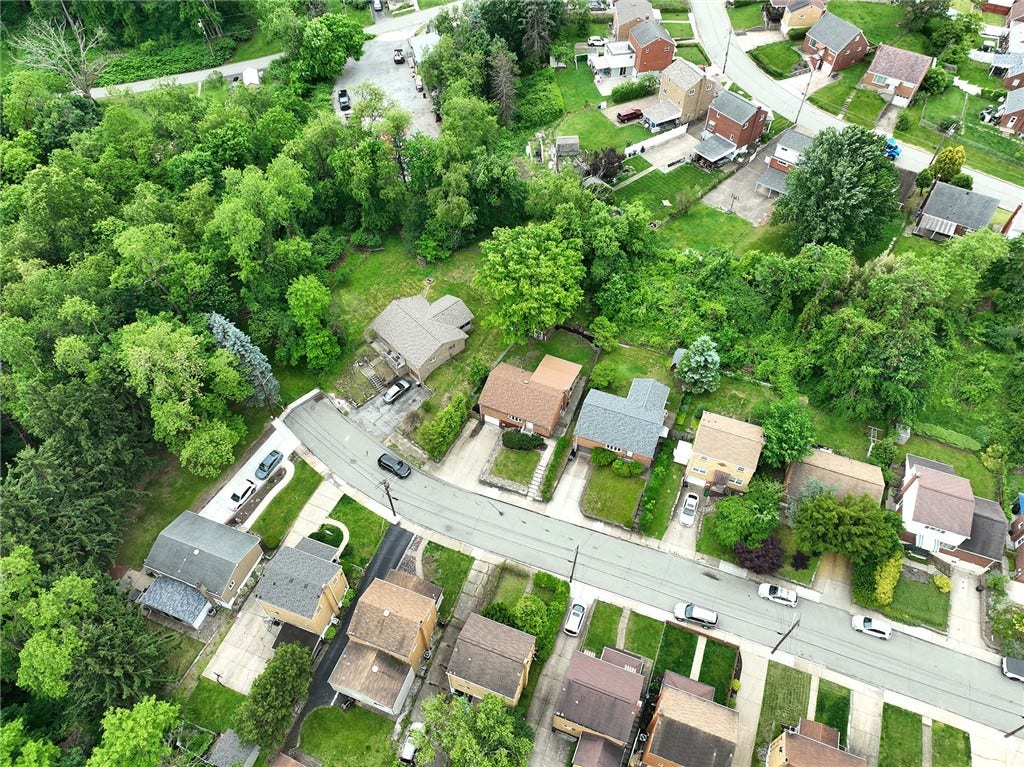 433 Ridgemont Dr, Pittsburgh, PA 15220 433 Ridgemont Dr, Pittsburgh, PA 15220