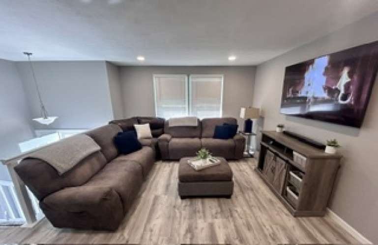 126 Mohican Dr, Greensburg, PA 15601
