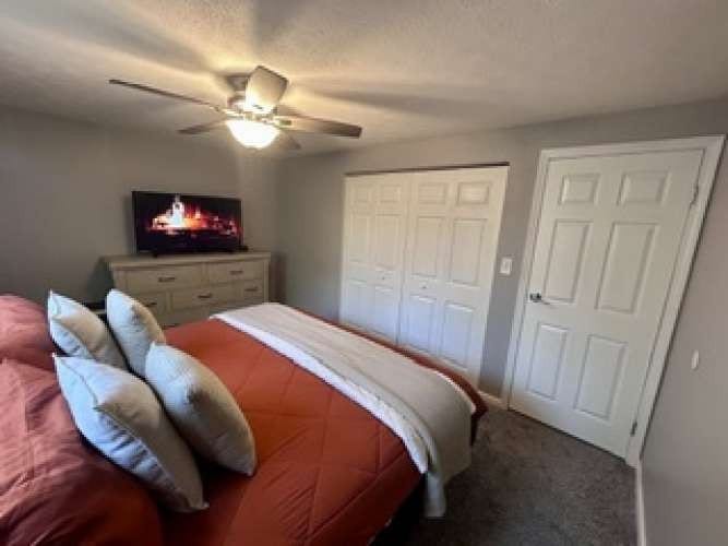 126 Mohican Dr, Greensburg, PA 15601