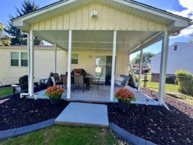 126 Mohican Dr, Greensburg, PA 15601