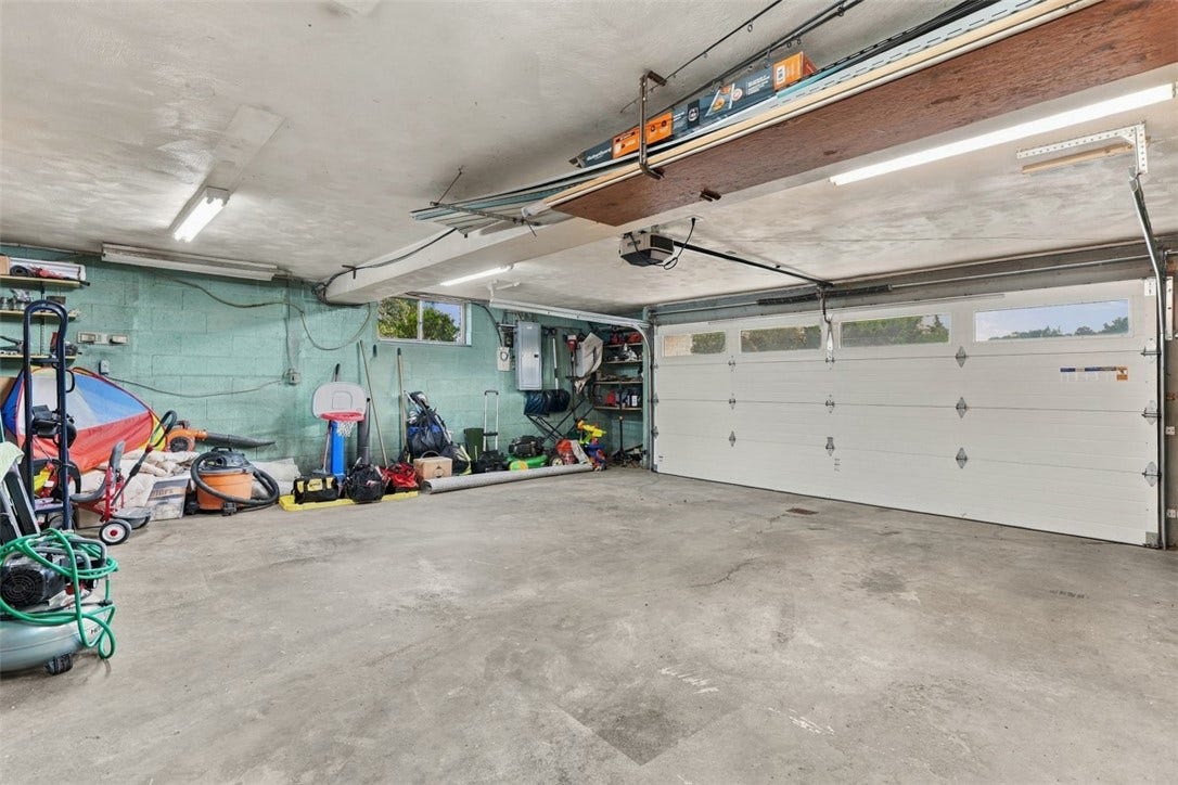 Large oversized 2 car garage