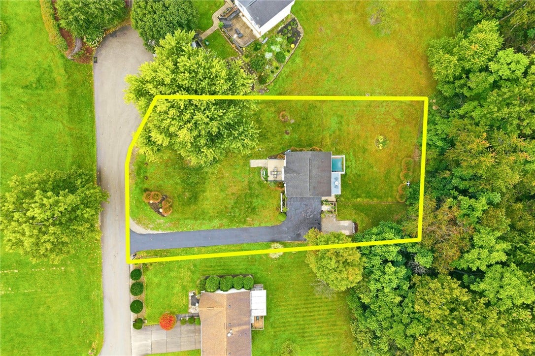 195 Michael Drive, Uniontown, PA 15401