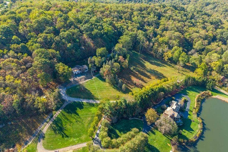 1645 Pegher Lane, Sewickley, PA 15143