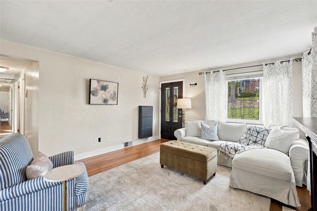 1118 Girard Rd, Pittsburgh, PA 15227 1118 Girard Rd, Pittsburgh, PA 15227