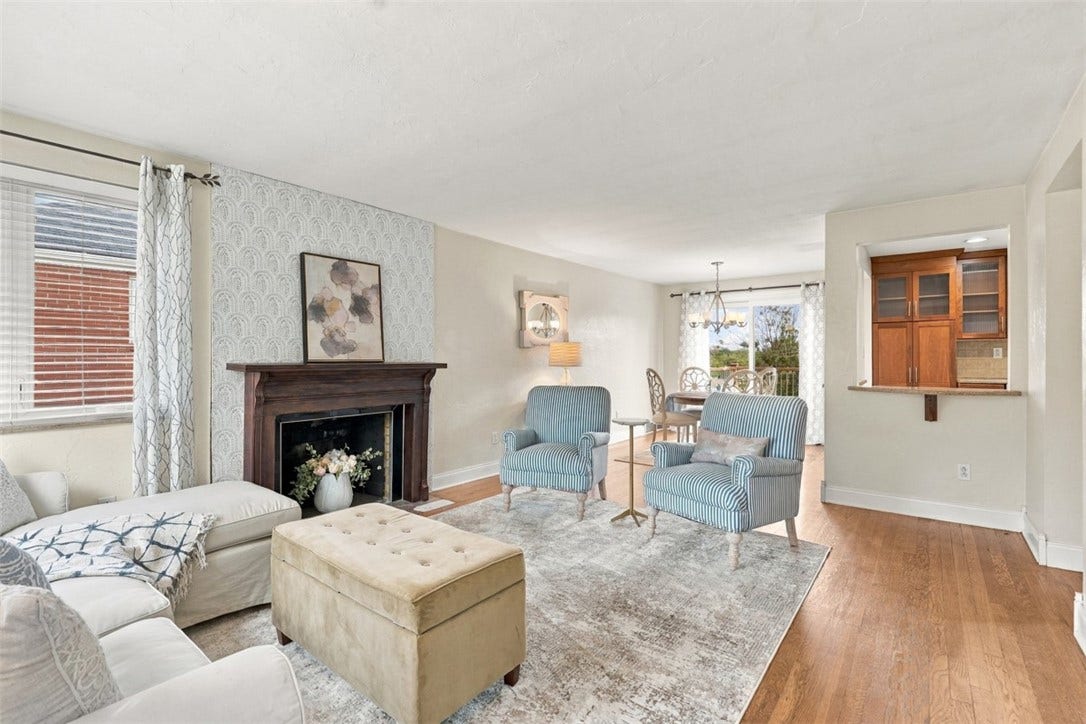 1118 Girard Rd, Pittsburgh, PA 15227 1118 Girard Rd, Pittsburgh, PA 15227