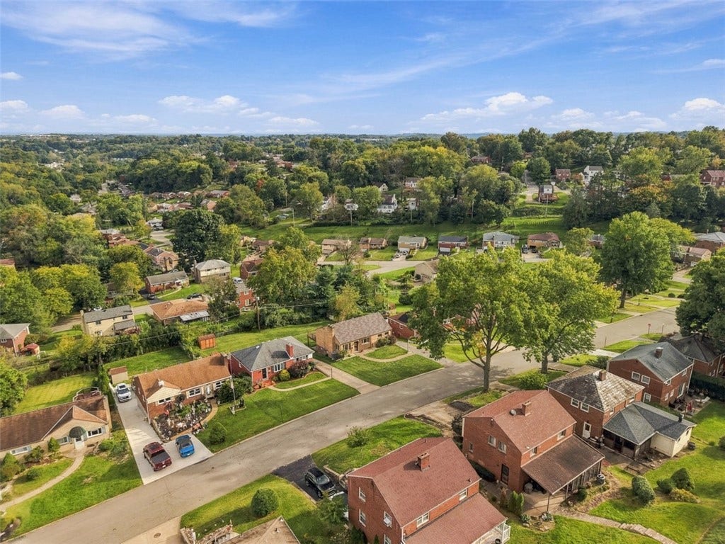 1118 Girard Rd, Pittsburgh, PA 15227 1118 Girard Rd, Pittsburgh, PA 15227