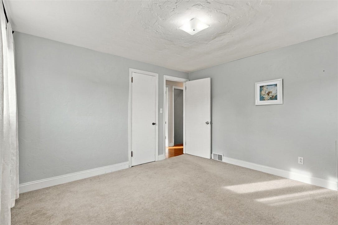 1118 Girard Rd, Pittsburgh, PA 15227 1118 Girard Rd, Pittsburgh, PA 15227