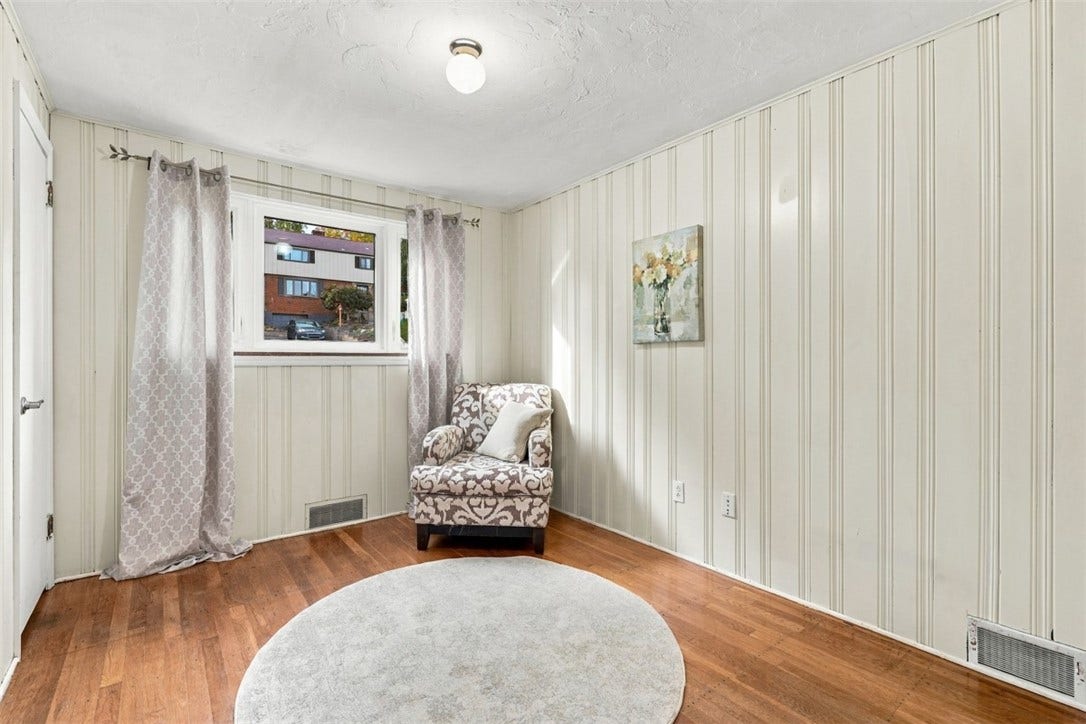 1118 Girard Rd, Pittsburgh, PA 15227 1118 Girard Rd, Pittsburgh, PA 15227