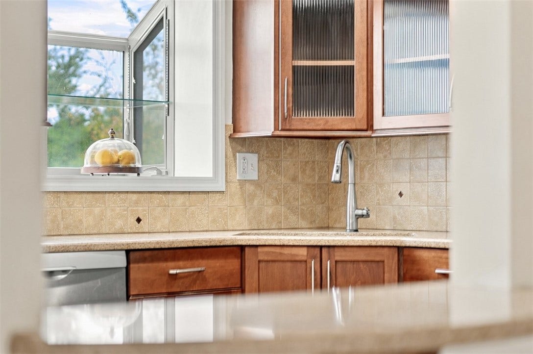 1118 Girard Rd, Pittsburgh, PA 15227 1118 Girard Rd, Pittsburgh, PA 15227