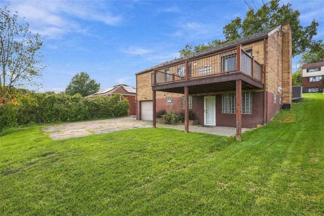 1118 Girard Rd, Pittsburgh, PA 15227 1118 Girard Rd, Pittsburgh, PA 15227