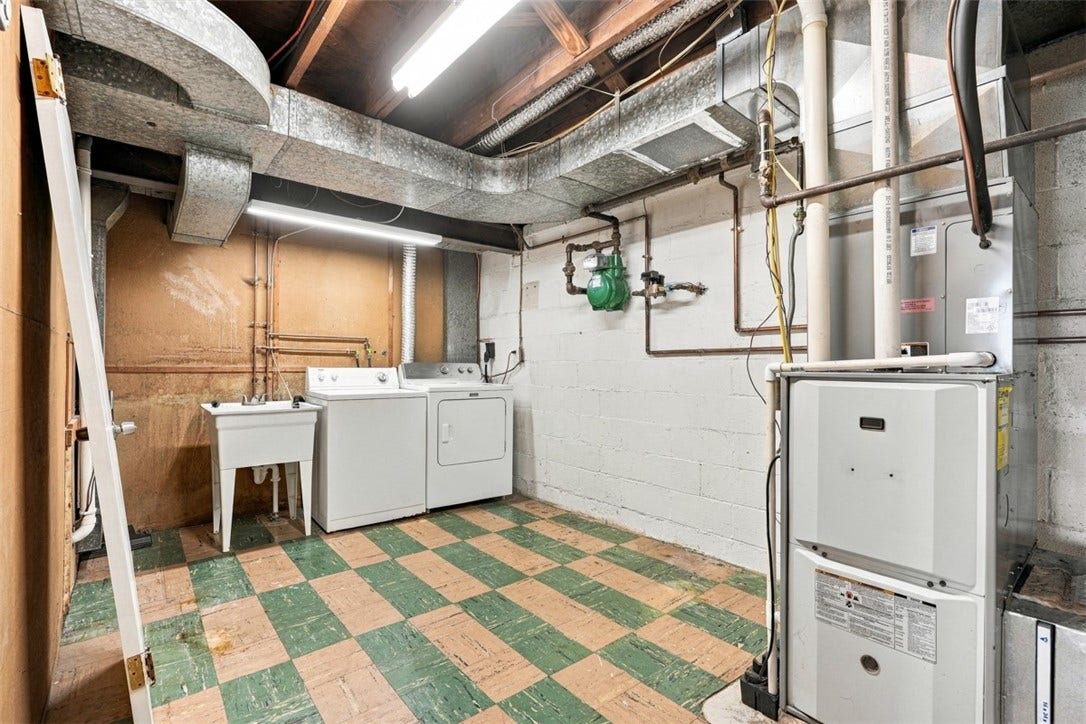 1118 Girard Rd, Pittsburgh, PA 15227 1118 Girard Rd, Pittsburgh, PA 15227