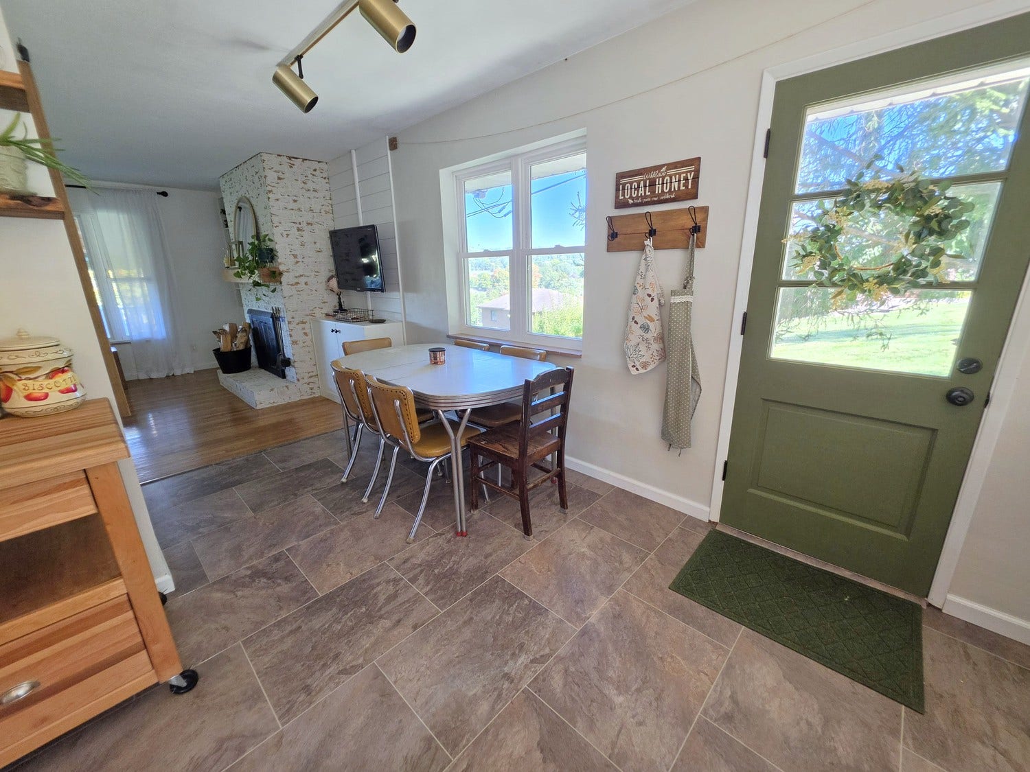 1345 Clifton Road, Washington, PA 15301