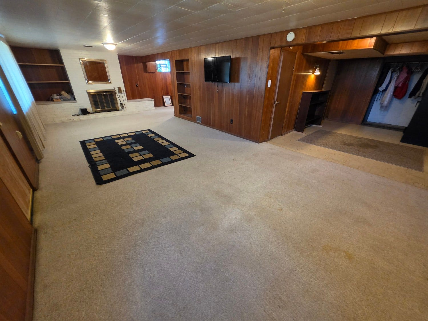 1345 Clifton Road, Washington, PA 15301