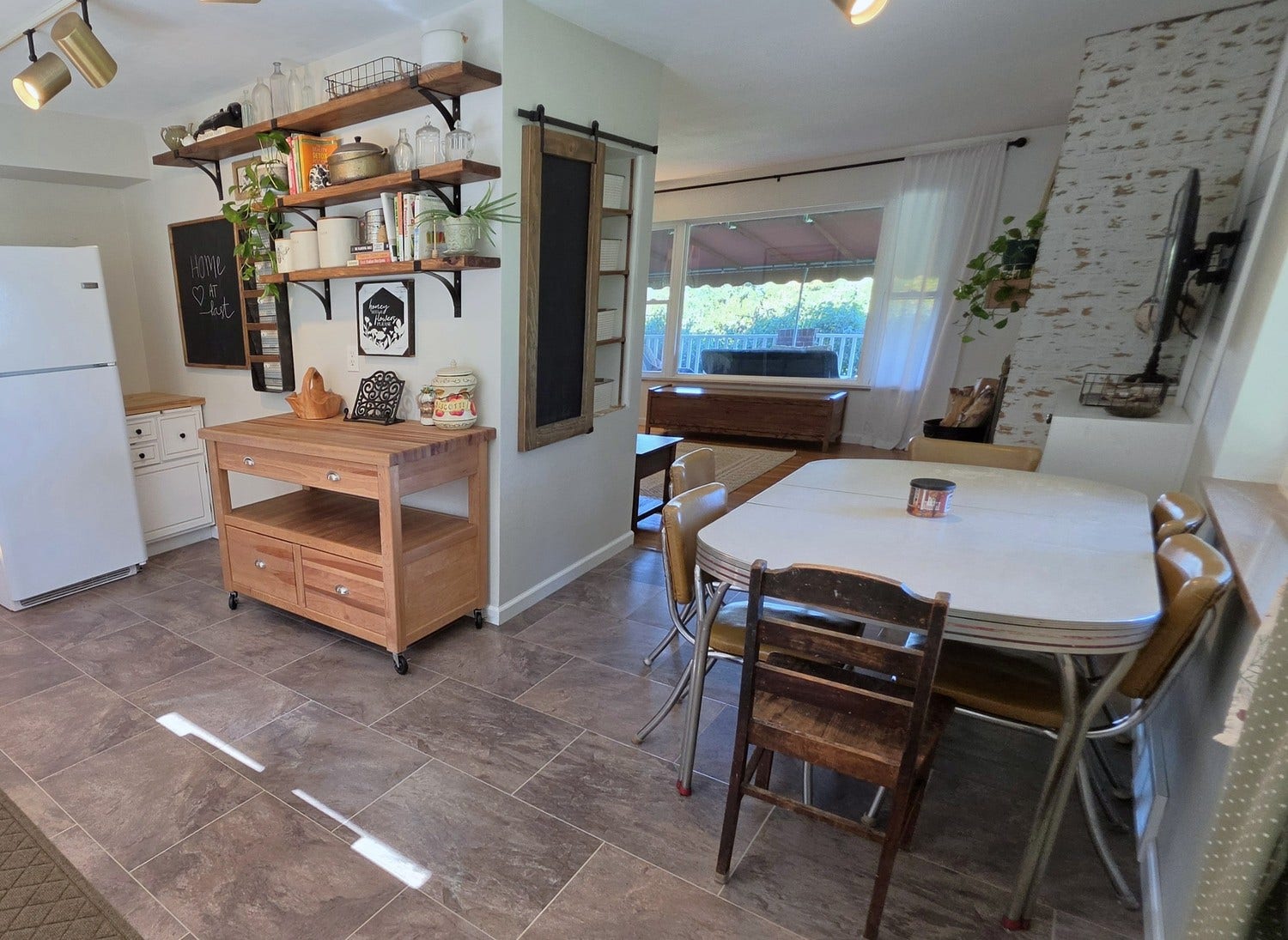 1345 Clifton Road, Washington, PA 15301