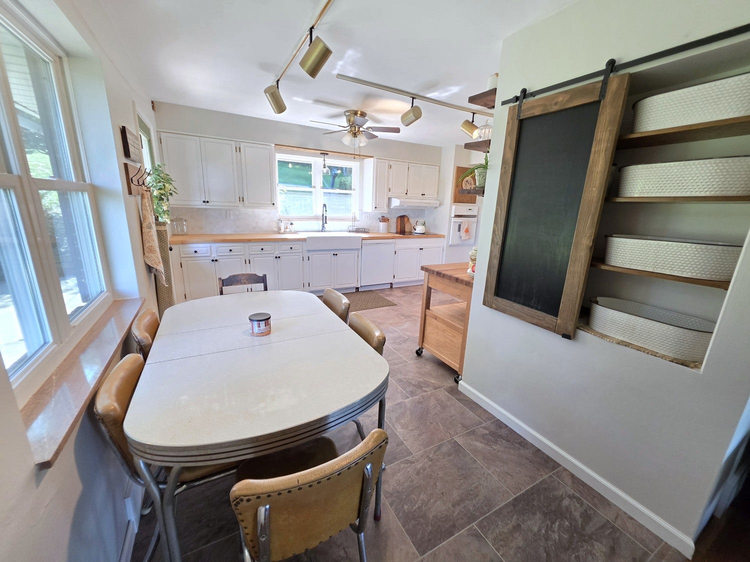 1345 Clifton Road, Washington, PA 15301