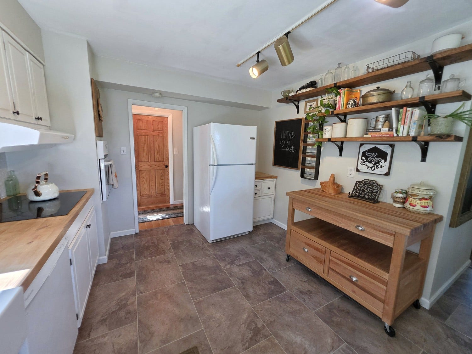 1345 Clifton Road, Washington, PA 15301