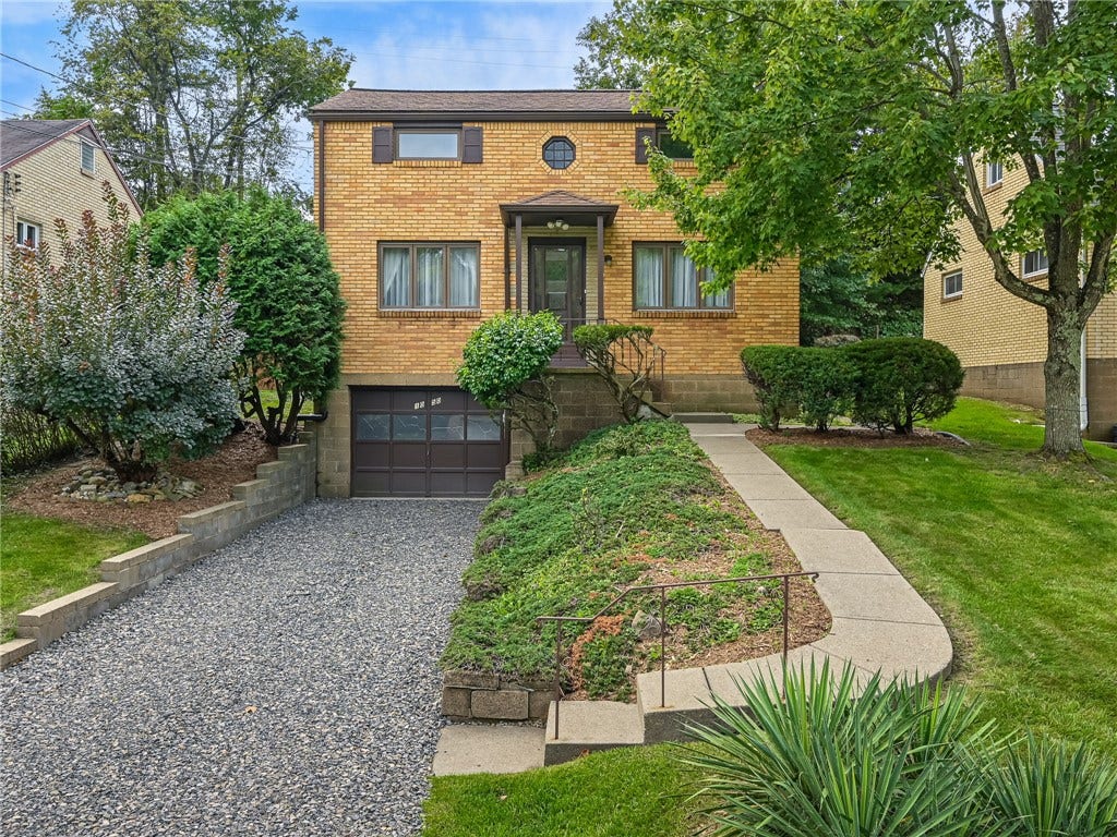 1050 Ardmore Manor Dr, Pittsburgh, PA 15221 1050 Ardmore Manor Dr, Pittsburgh, PA 15221