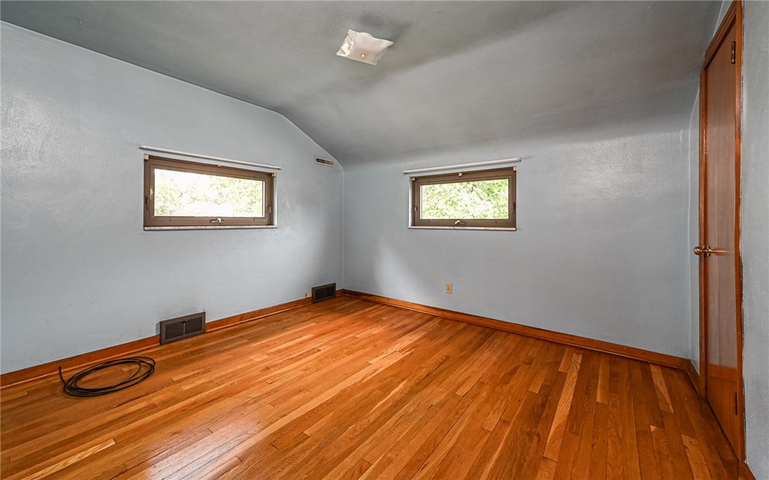 1050 Ardmore Manor Dr, Pittsburgh, PA 15221 1050 Ardmore Manor Dr, Pittsburgh, PA 15221