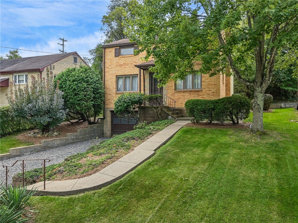 1050 Ardmore Manor Dr, Pittsburgh, PA 15221 1050 Ardmore Manor Dr, Pittsburgh, PA 15221