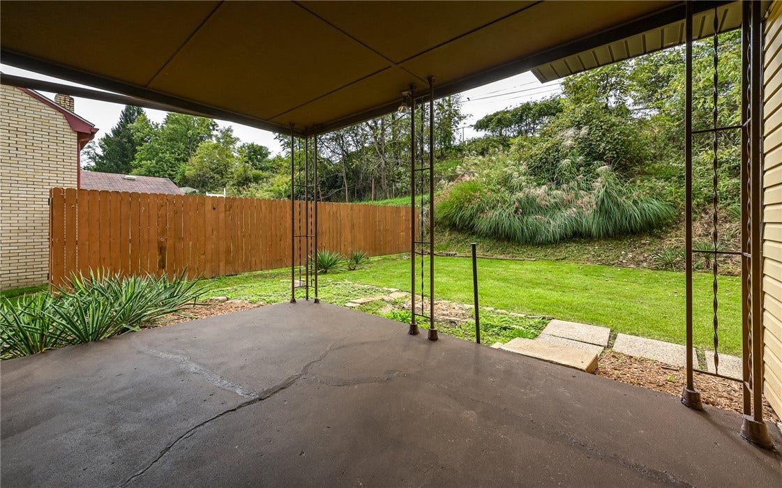 1050 Ardmore Manor Dr, Pittsburgh, PA 15221 1050 Ardmore Manor Dr, Pittsburgh, PA 15221