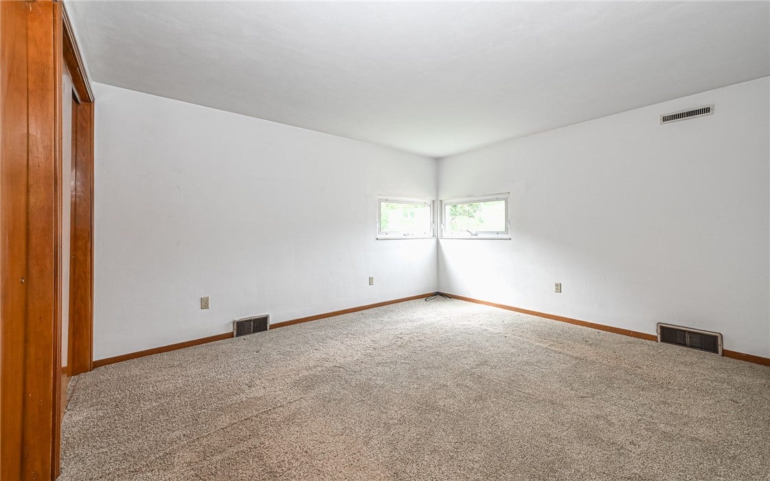 1050 Ardmore Manor Dr, Pittsburgh, PA 15221 1050 Ardmore Manor Dr, Pittsburgh, PA 15221