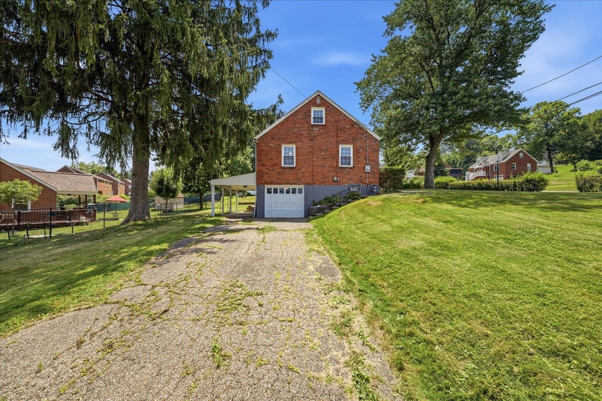 11 Ruthfred Drive, Pittsburgh, PA 15241 11 Ruthfred Drive, Pittsburgh, PA 15241